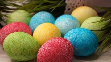 Za nekoliko minuta lijepih i neobičnih jaja za Uskrs!