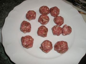 Ukusna špageti s meatballs u umaku od rajčice