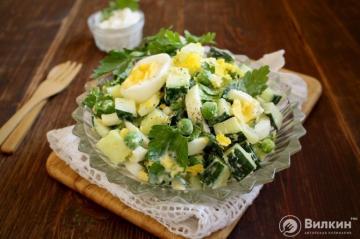 Salata od zelenog graška, jaja i krastavaca