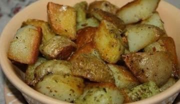 Krumpir, pečena u ulju češnjak