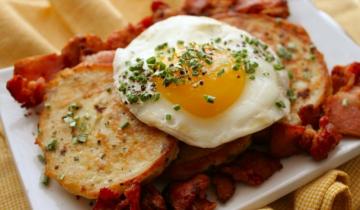Najbolje za doručak: palačinke s kajganu i slaninu