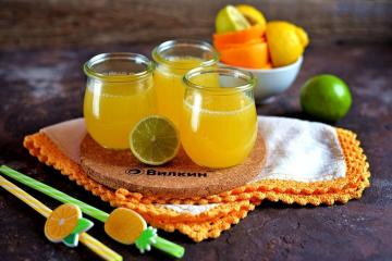 Domaća limunada od naranče, limete i limuna