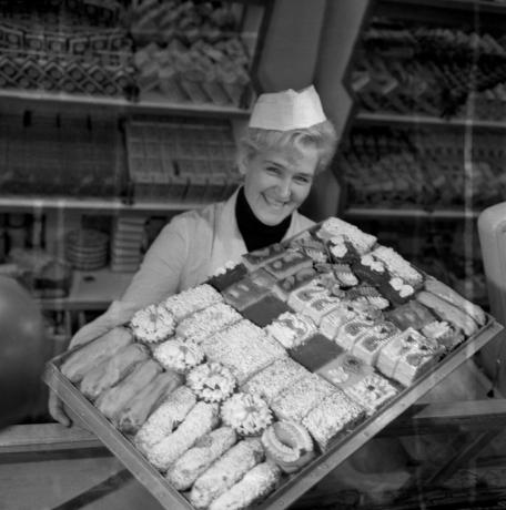 Shopgirl kolača. Fotografije - Yandex. slike