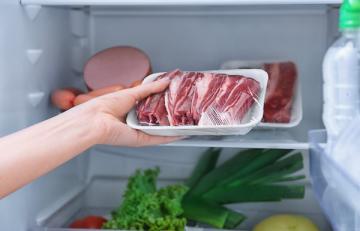 Korisni savjeti za pravilno i brzo odmrzavanje mesa i peradi