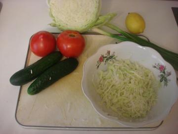 Jednostavna i ukusna. Sada kuham povrće, salata samo tako !!!